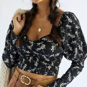 Anthropologie Cottagecore Sweetheart Top Women L Black Dark Floral Bishop Sleeve